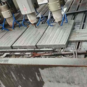 宁夏 芝麻白花岗岩荔枝面盲道雕刻