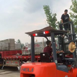 宁夏 黄金麻冰裂纹，地铺石装车