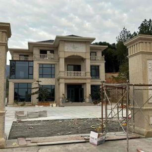 宁夏 黄金麻花岗岩别墅雕花外墙干挂配上门口雕花罗马柱