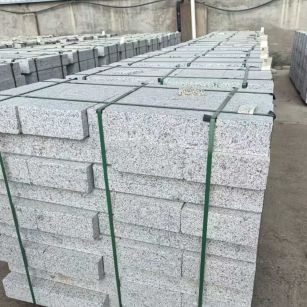 宁夏 白麻花岗岩路沿石，弧形路沿石，道牙石，马路牙子，界石，路缘石，平沿石，直岩石，平缘石等