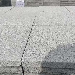 宁夏 白麻花岗岩石材推荐 荔枝面地铺石