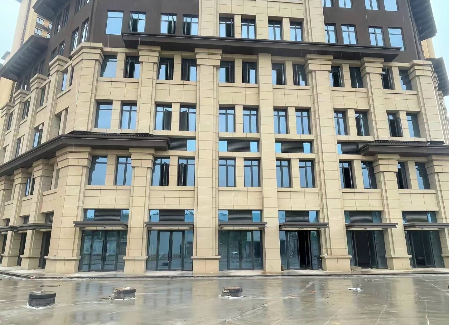 宁夏 黄金麻花岗岩荔枝面小区外墙干挂