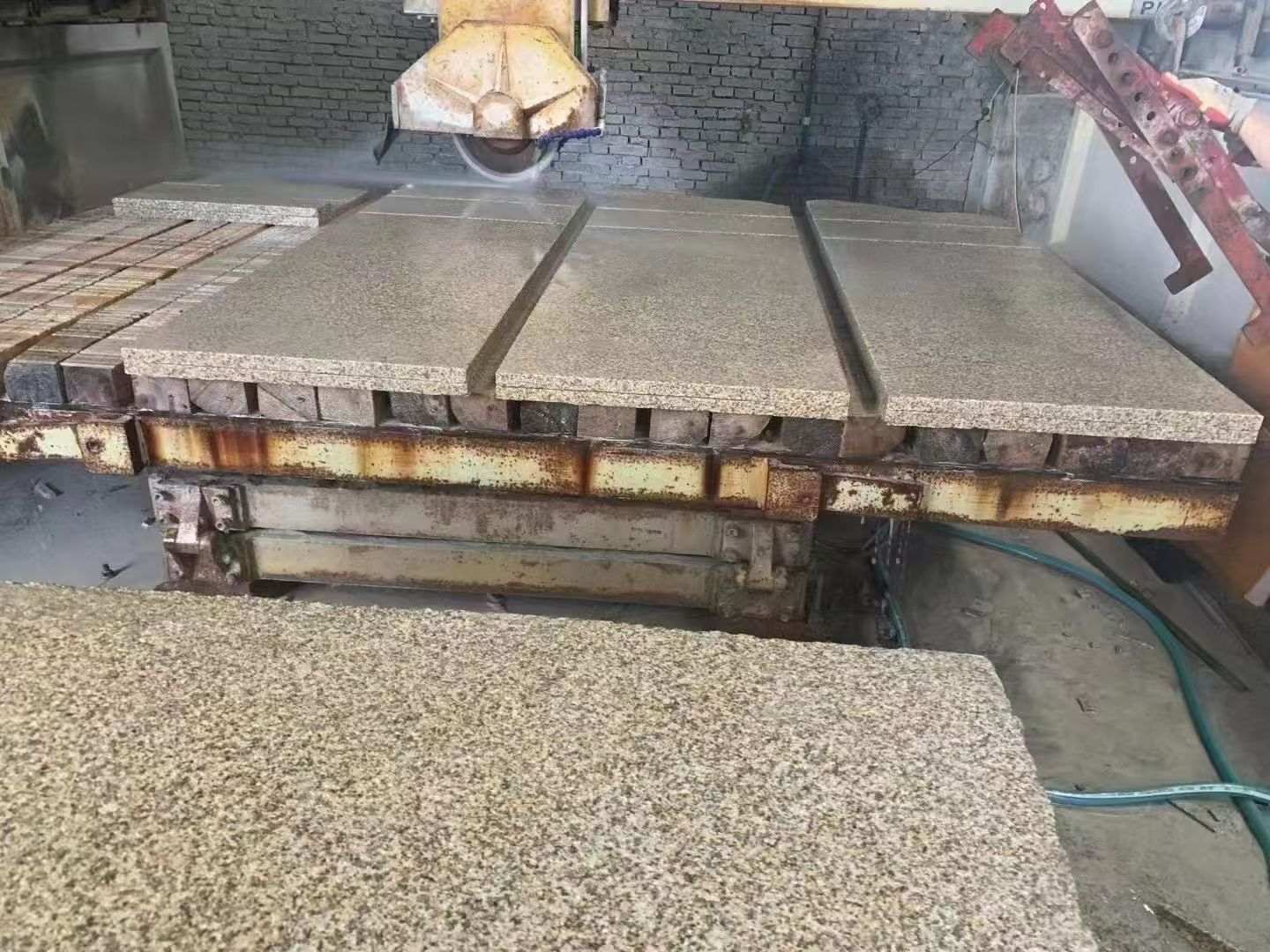 宁夏 黄金麻荔枝面成品板加工