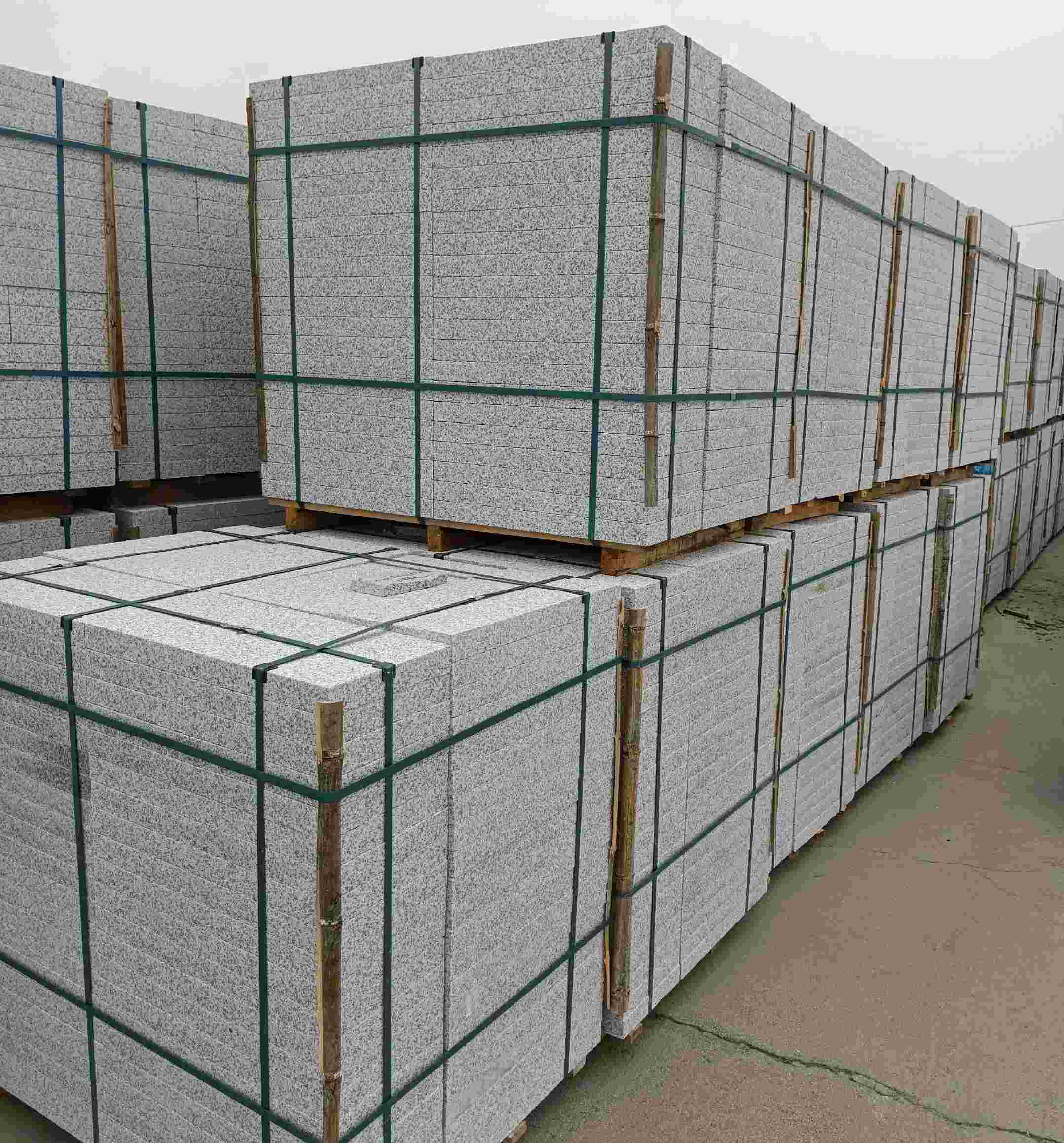 宁夏 白麻花岗岩石材荔枝面地铺石（300*600*50）