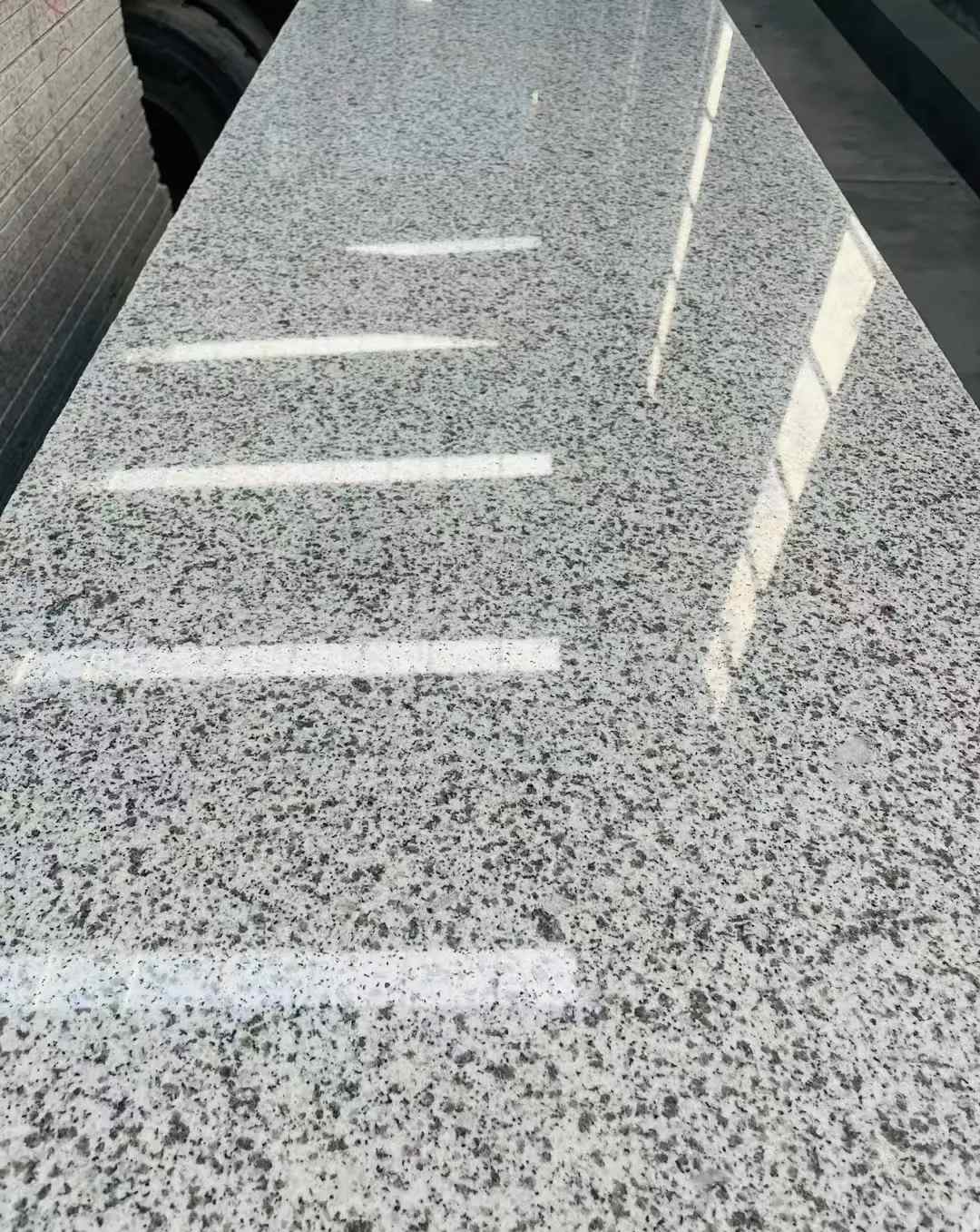 宁夏 白麻花岗岩光面毛板