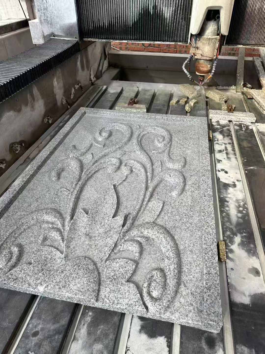 宁夏 白麻别墅干挂雕花板